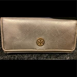 Gold Tory Burch wallet